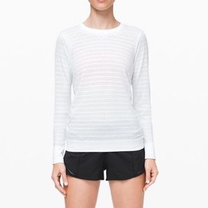 long sleeve lululemon shirt